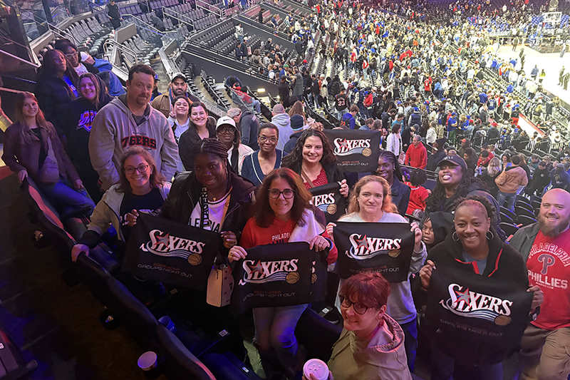 Participants in “Fútbol is Life!” capped off a session on sporting facilities with a visit to a Philadelphia 76ers basketball game at Xfinity Mobile Arena.