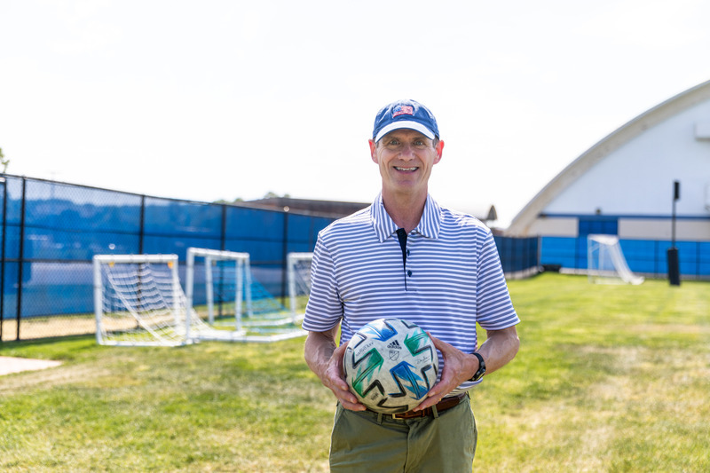 Thomas Kaminski, professor of kinesiology and applied physiology, will be inducted into the National Athletic Trainers’ Hall of Fame at the 77th NATA Clinical Symposia & AT Expo on June 30, 2026, in Philadelphia. Kaminski is the sole U.S. representative on the FIFA Heading Expert Group, helping to shape international guidelines for heading in soccer. 