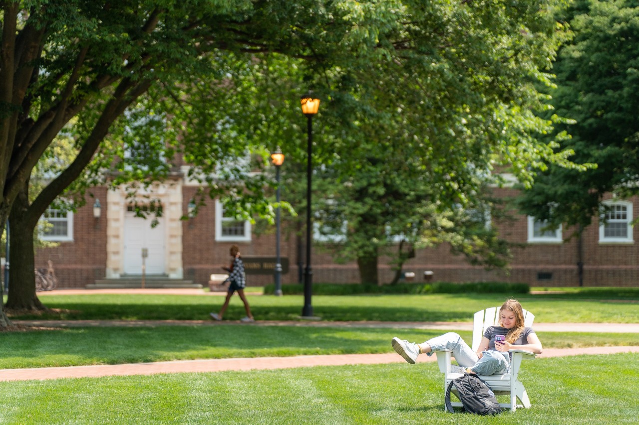 Campus Beauty Columns Green