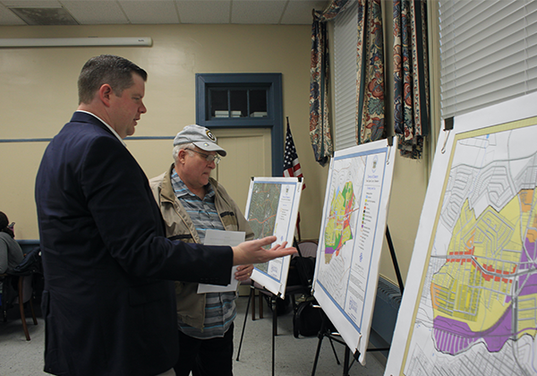 Image of Sean O'Neill at public meeting for Elsmere's draft Comprehensive Plan