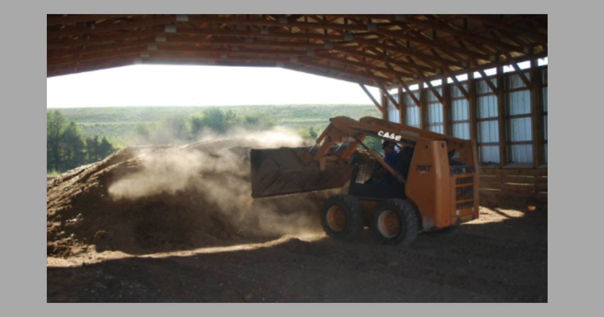 Poultry litter samples can be collected from within a manure storage structure
