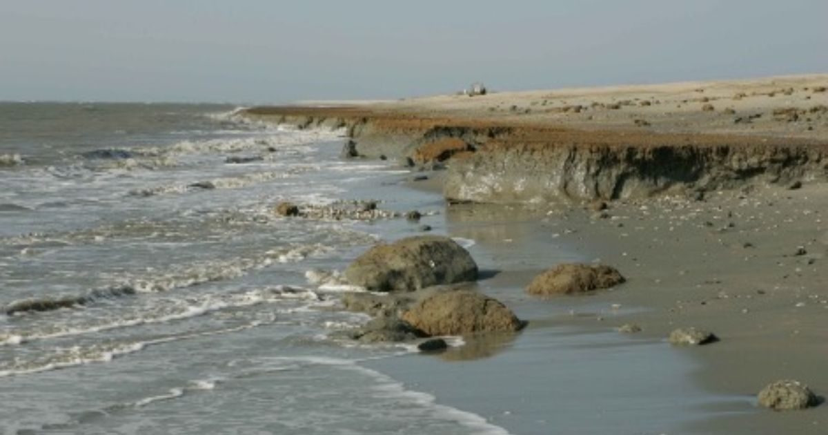 coastline beach drop off