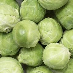 A pile of fresh brussel sprouts