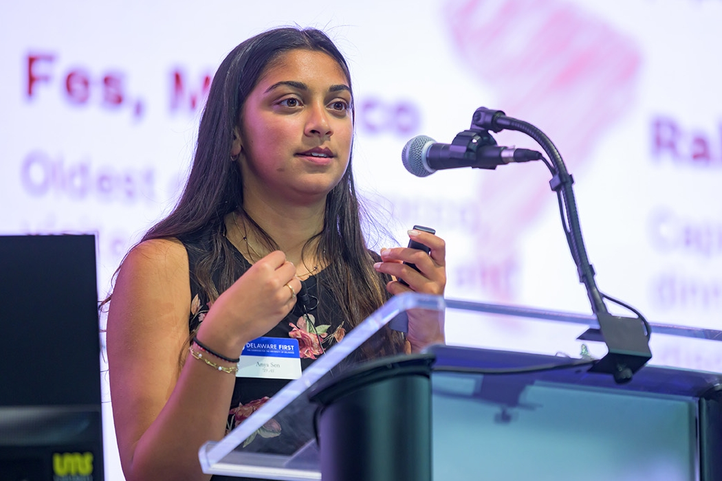Anya Sen, who graduated from the University of Delaware in May 2023, spoke at UD's 2023 Plastino Scholars Dinner last May.