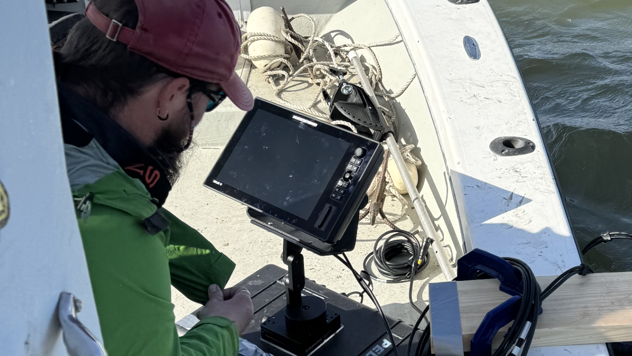 Crab pot volunteer mapping 