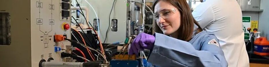Student working in a lab.