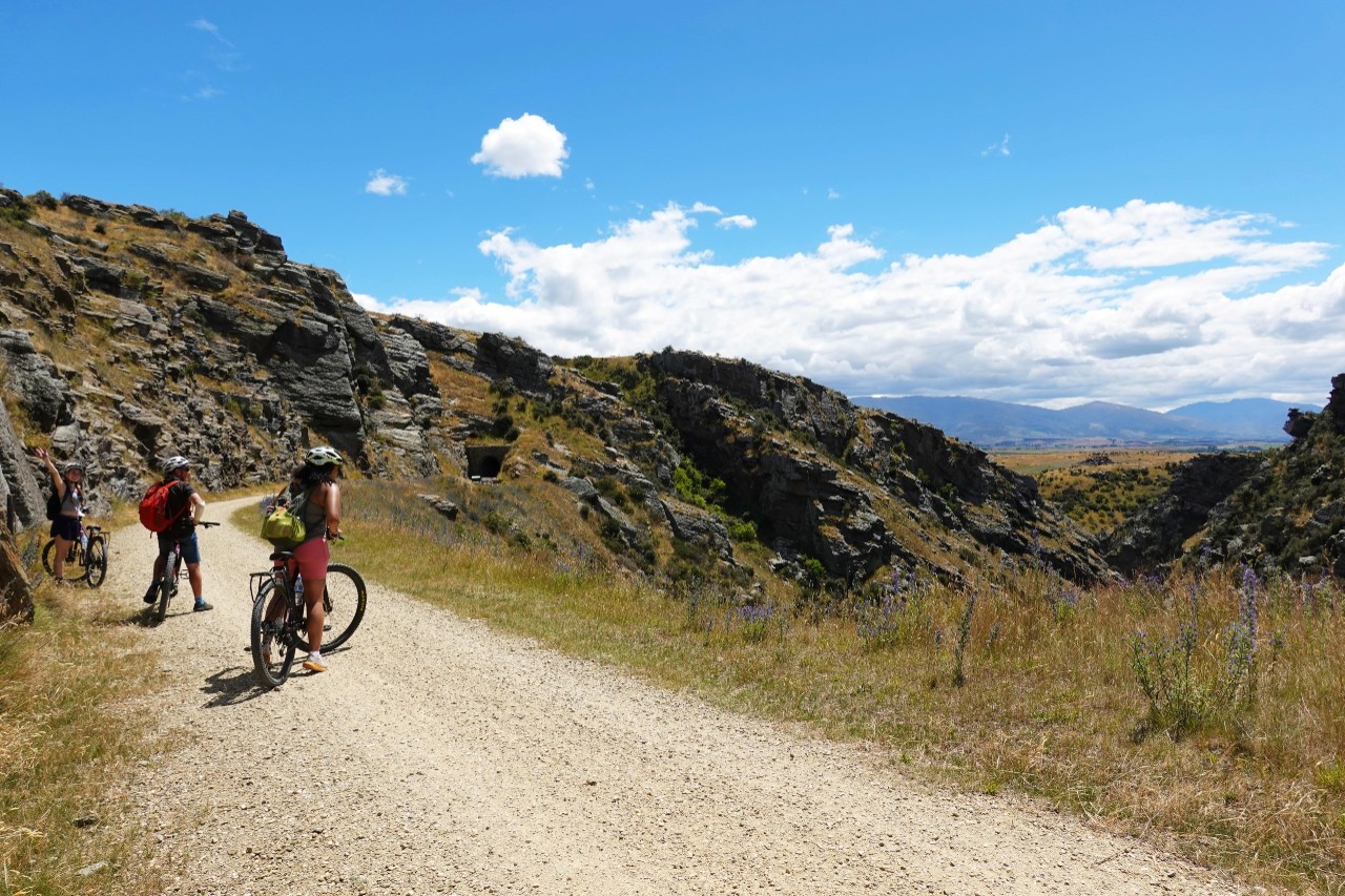 Study Abroad Storytelling Contest, Blue Hen Community Award Winner: Where the Mountain Breaks