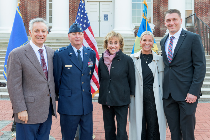 Veterans_Day_Ceremony-EK-111021