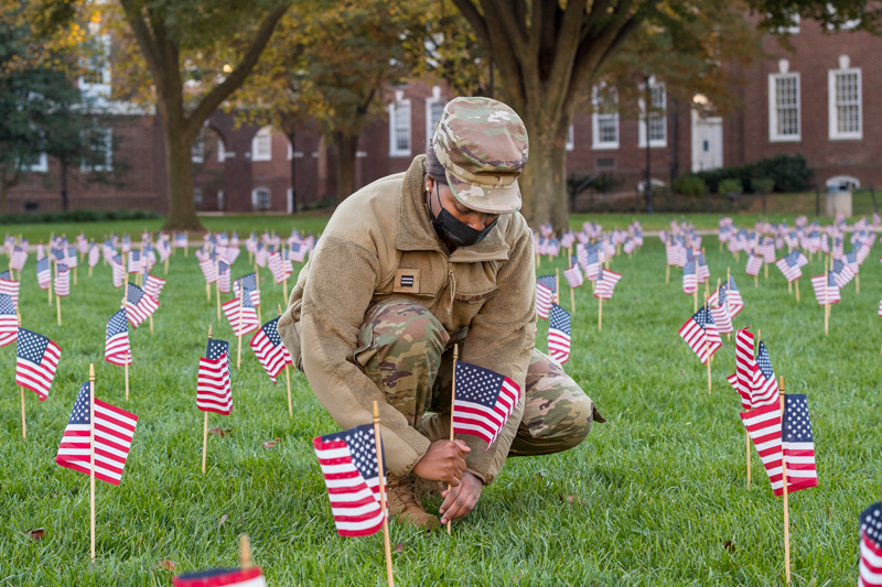 OCM/SL - Veteran's Day - Flag Planting - 11.08.21